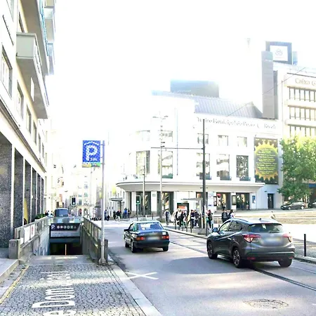 Rivoli Cinema *