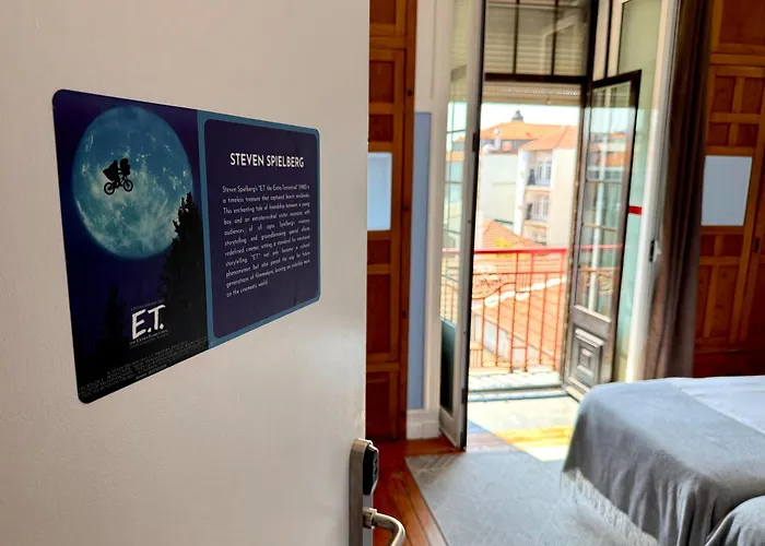 Rivoli Cinema Hostel Porto