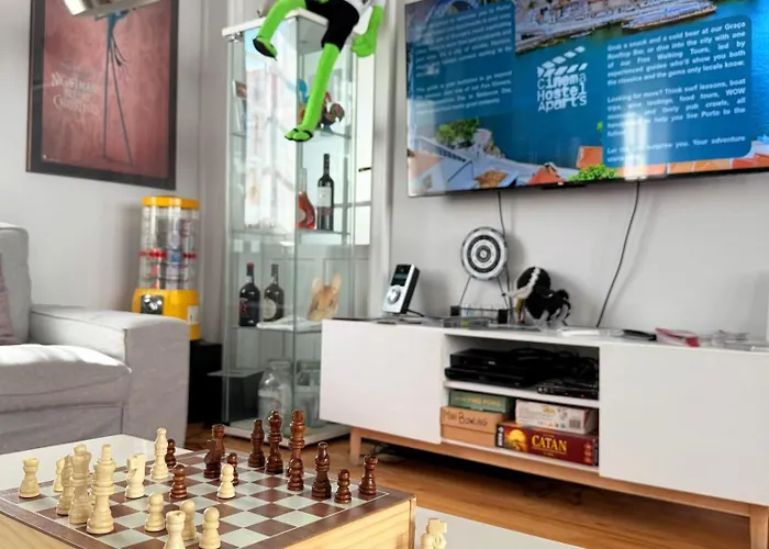 Hostal Rivoli Cinema